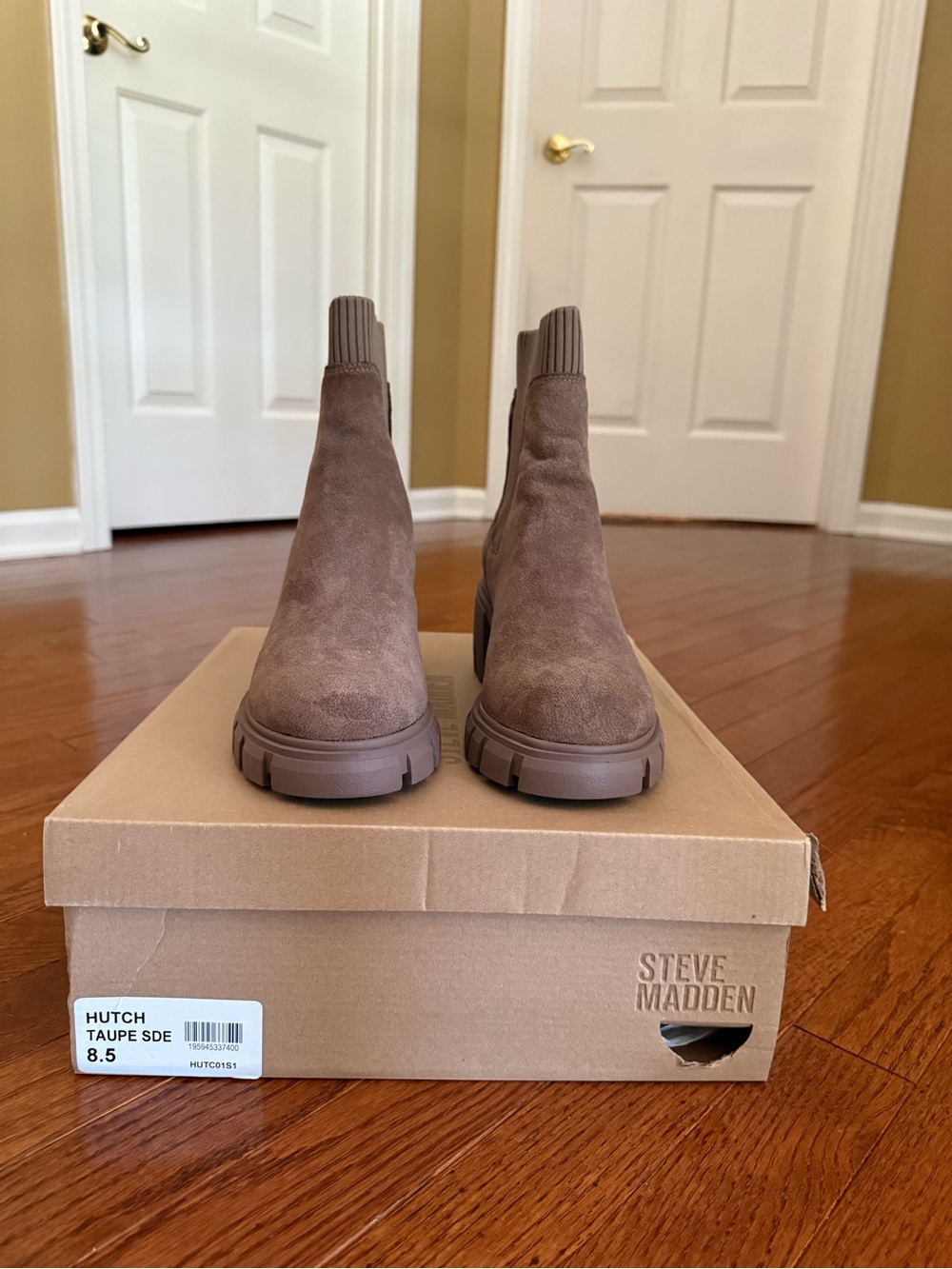 Steve Madden Taupe Suede Lug Chelsea Booties